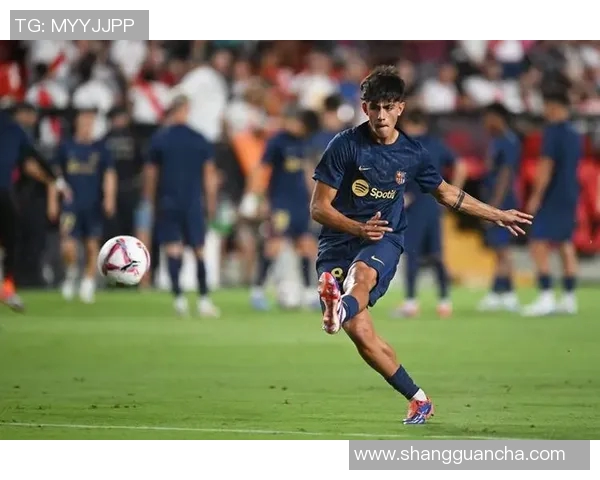 巴萨青训新星迪亚拉前十字韧带撕裂，弗里克季前备战计划遭重创